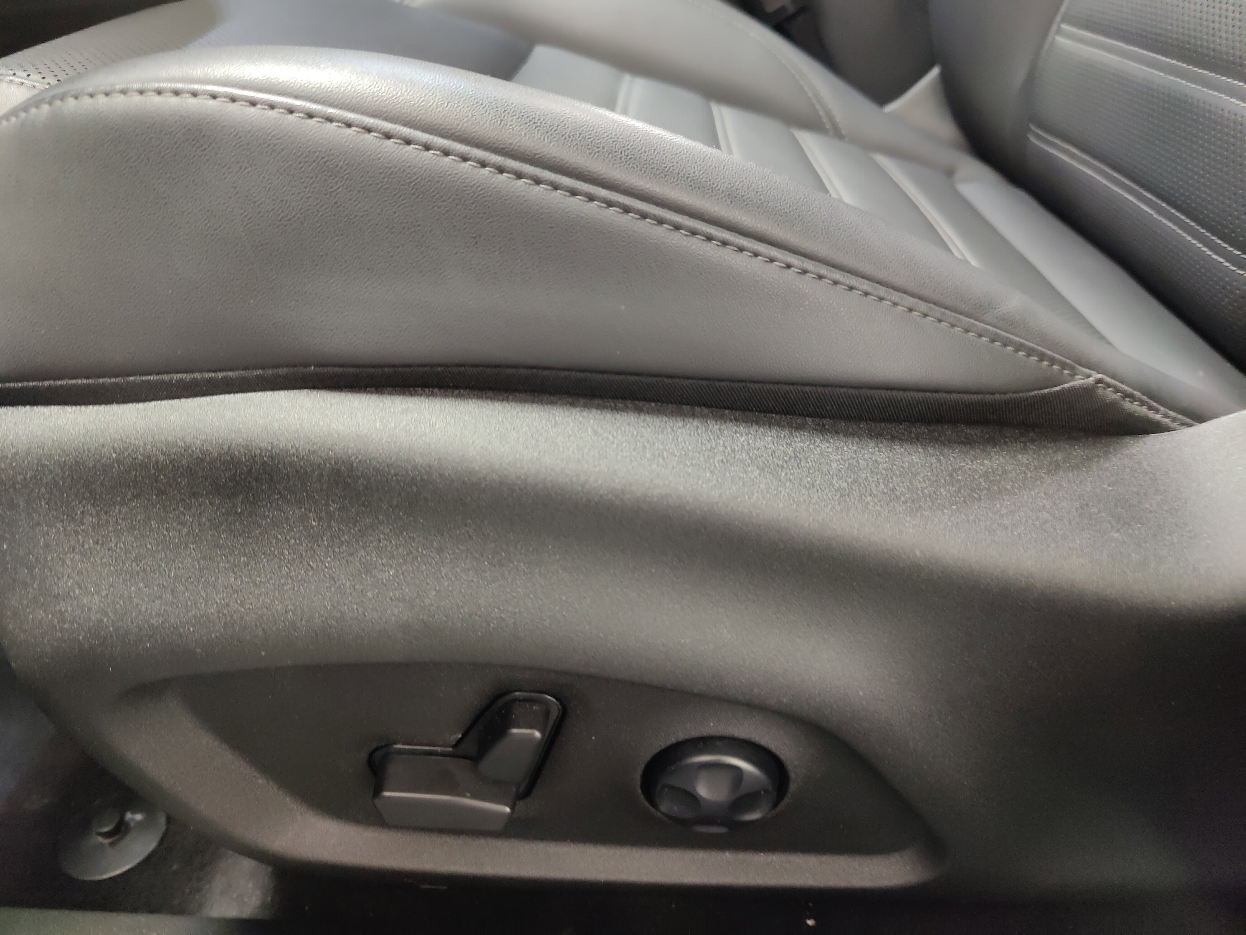 2025 Alfa Romeo Tonale 2.0T Premium AWD w/Sunroof/Activ Asst