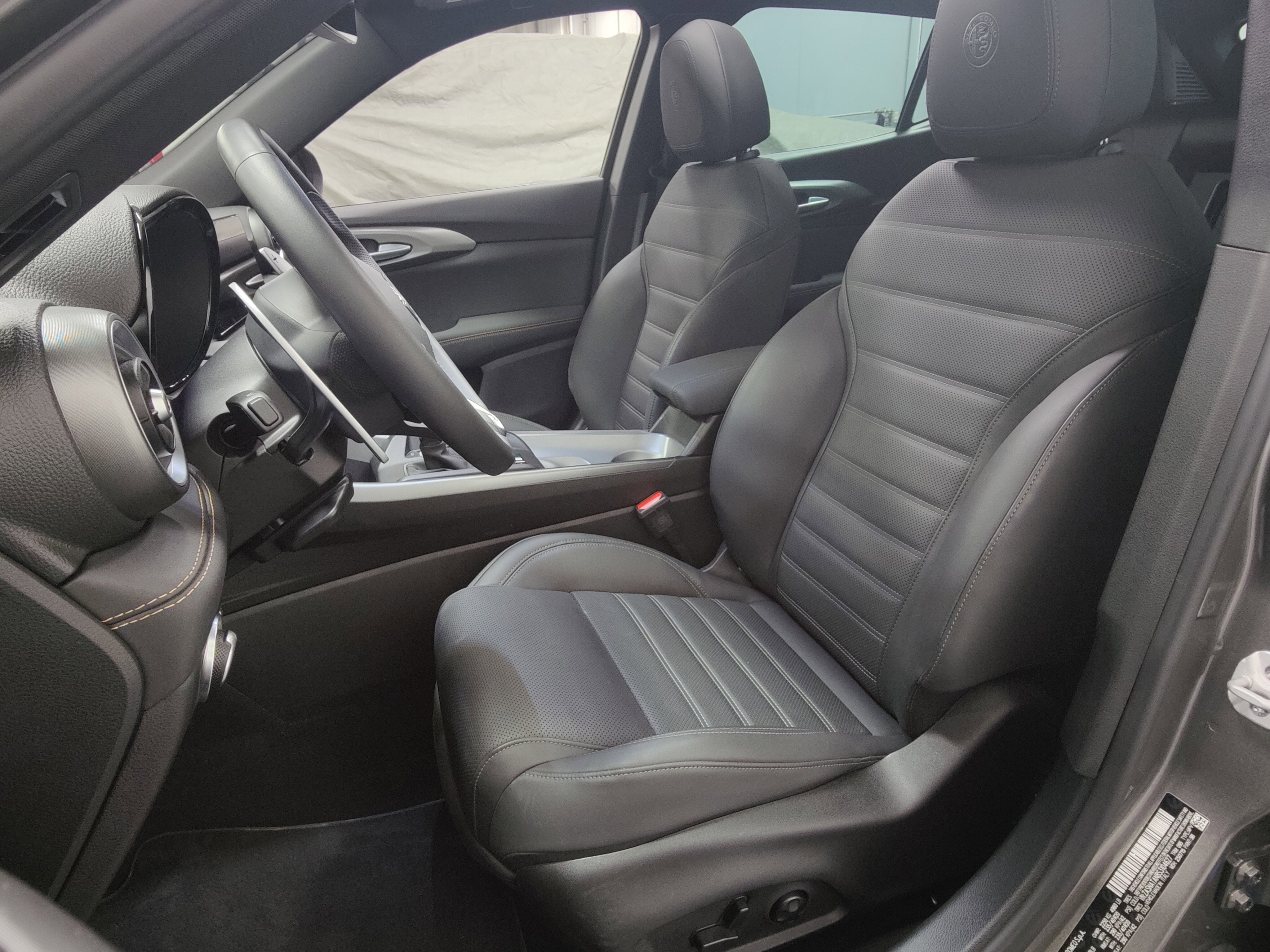 2025 Alfa Romeo Tonale Veloce Premium AWD w/Sunroof/Activ Asst