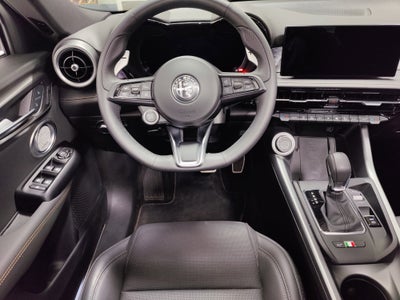 2025 Alfa Romeo Tonale Veloce Premium AWD w/Sunroof/Activ Asst