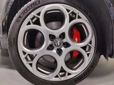 2025 Alfa Romeo Tonale Veloce Premium AWD w/Sunroof/Activ Asst