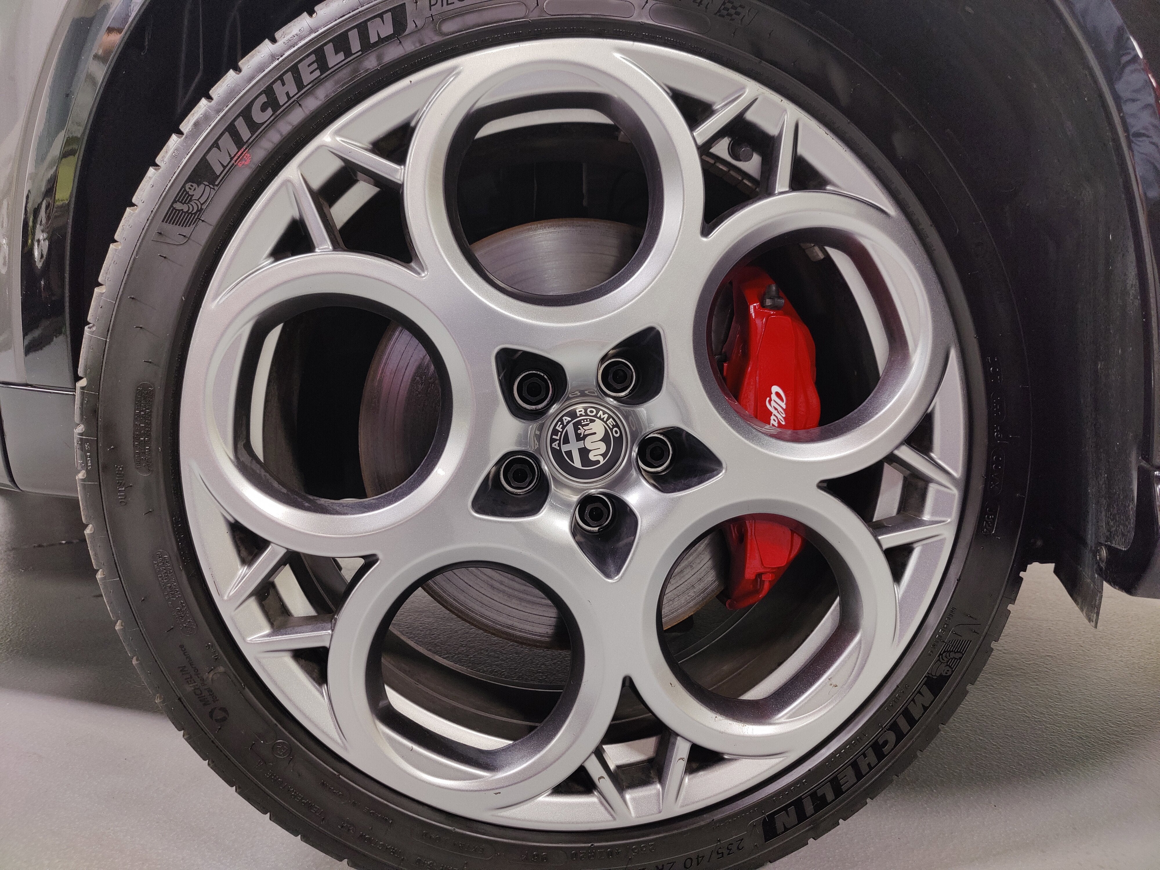 2025 Alfa Romeo Tonale Veloce Premium AWD w/Sunroof/Activ Asst