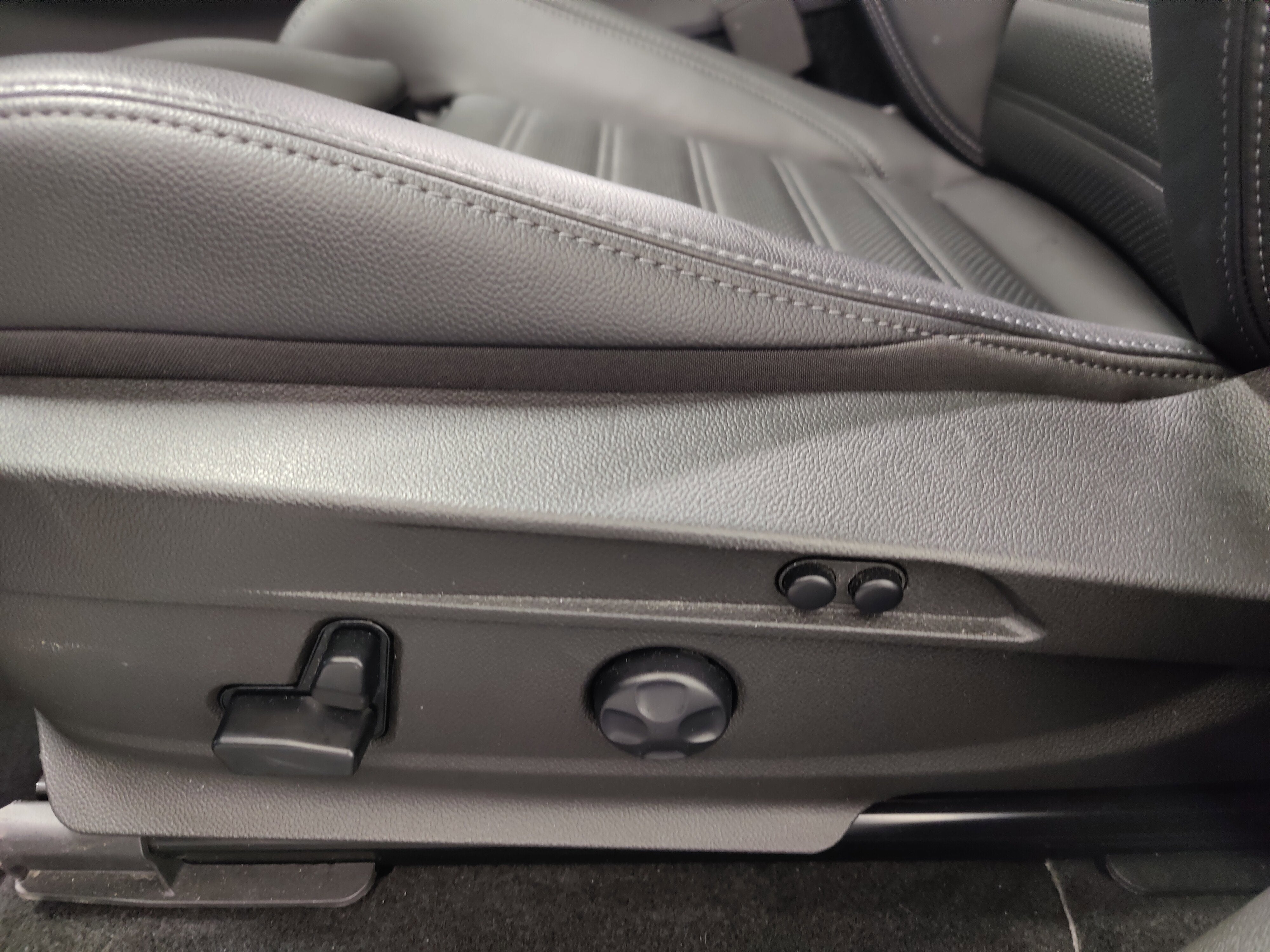 2025 Alfa Romeo Stelvio Veloce Premium AWD w/Sunroof