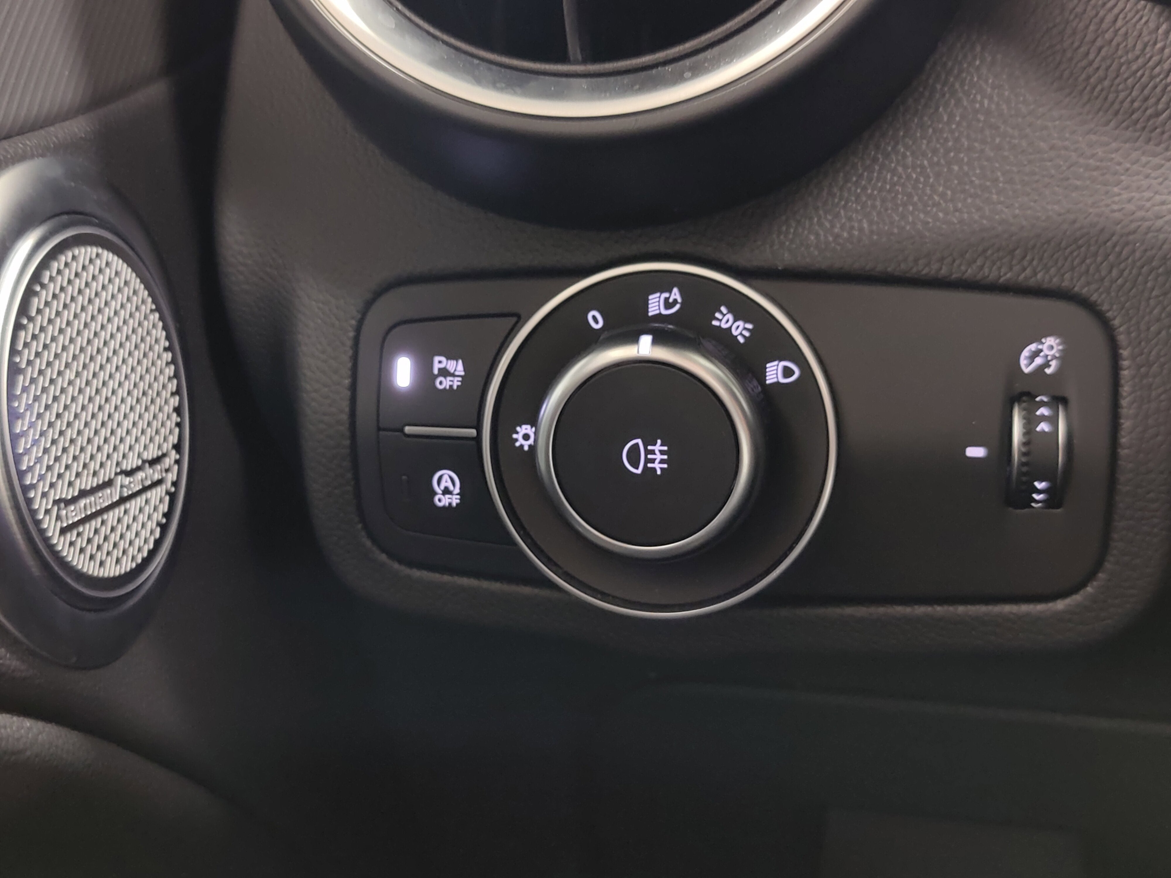2025 Alfa Romeo Stelvio Veloce Premium AWD w/Sunroof