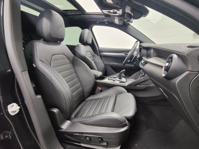 2025 Alfa Romeo Stelvio Veloce Premium AWD w/Sunroof