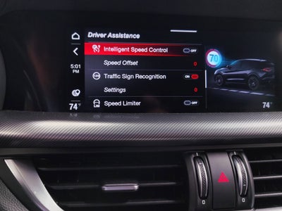 2025 Alfa Romeo Stelvio Intensa AWD w/Sunroof/Nav