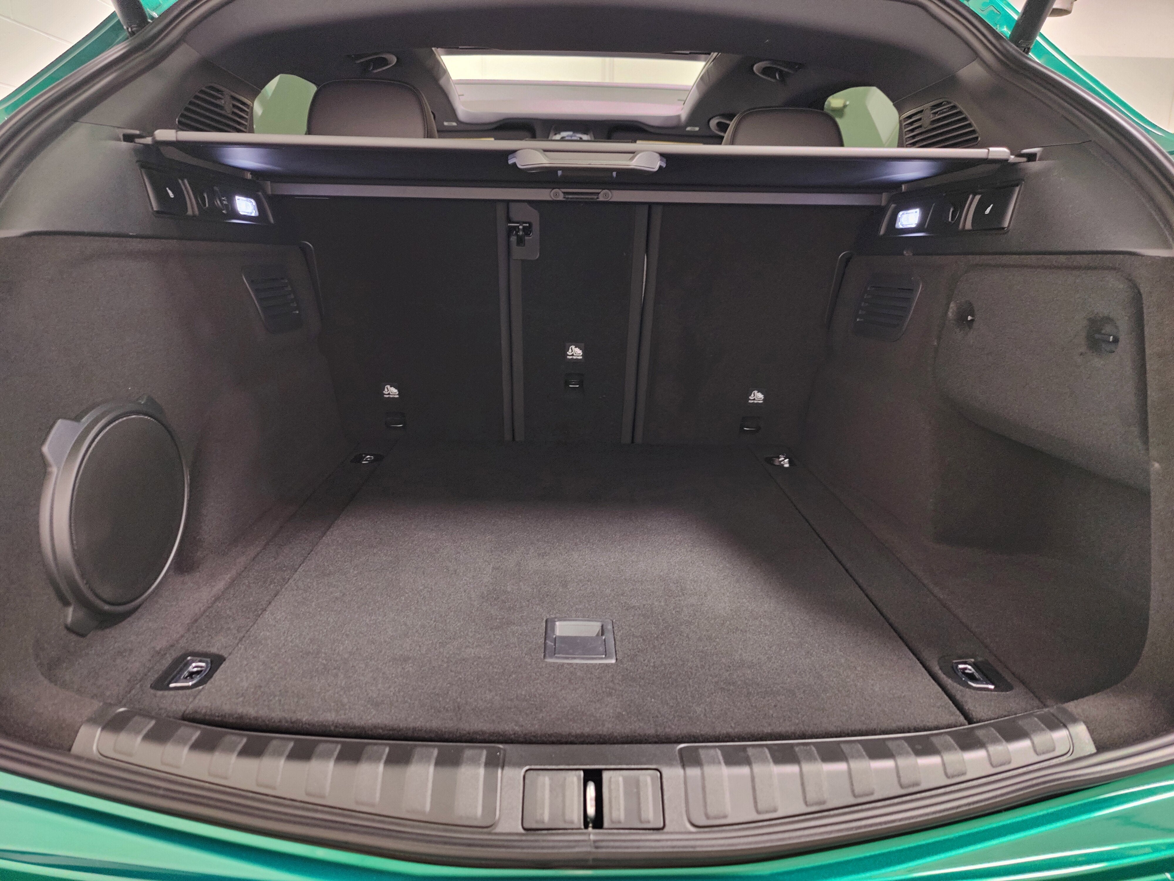2025 Alfa Romeo Stelvio Intensa AWD w/Sunroof/Nav