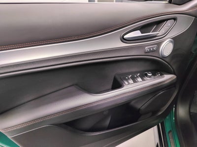 2025 Alfa Romeo Stelvio Intensa AWD w/Sunroof/Nav