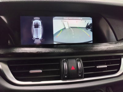 2024 Alfa Romeo Stelvio Q4 AWD w/Sunroof/Nav