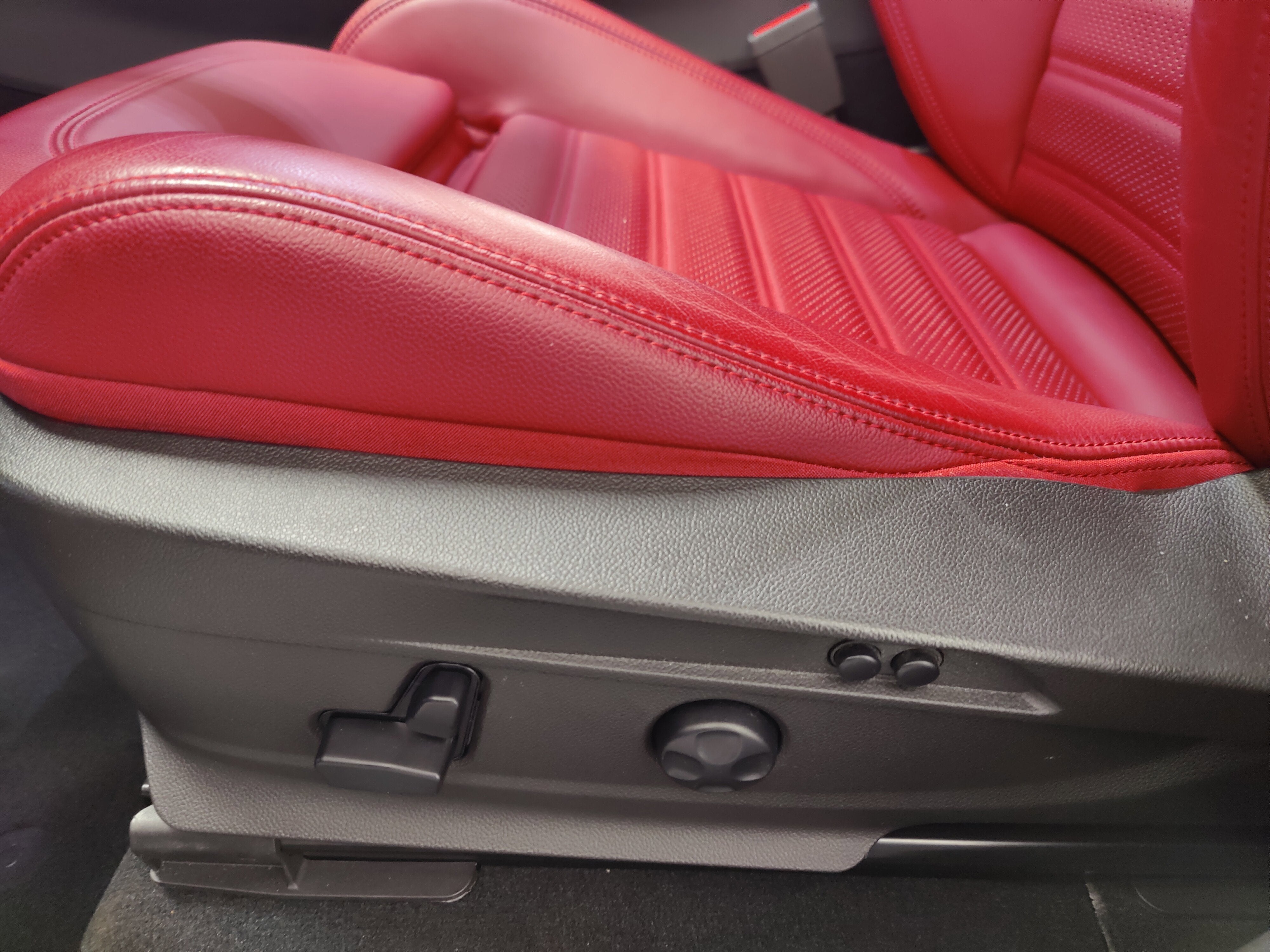 2024 Alfa Romeo Stelvio Sprint AWD w/Sunroof/Nav