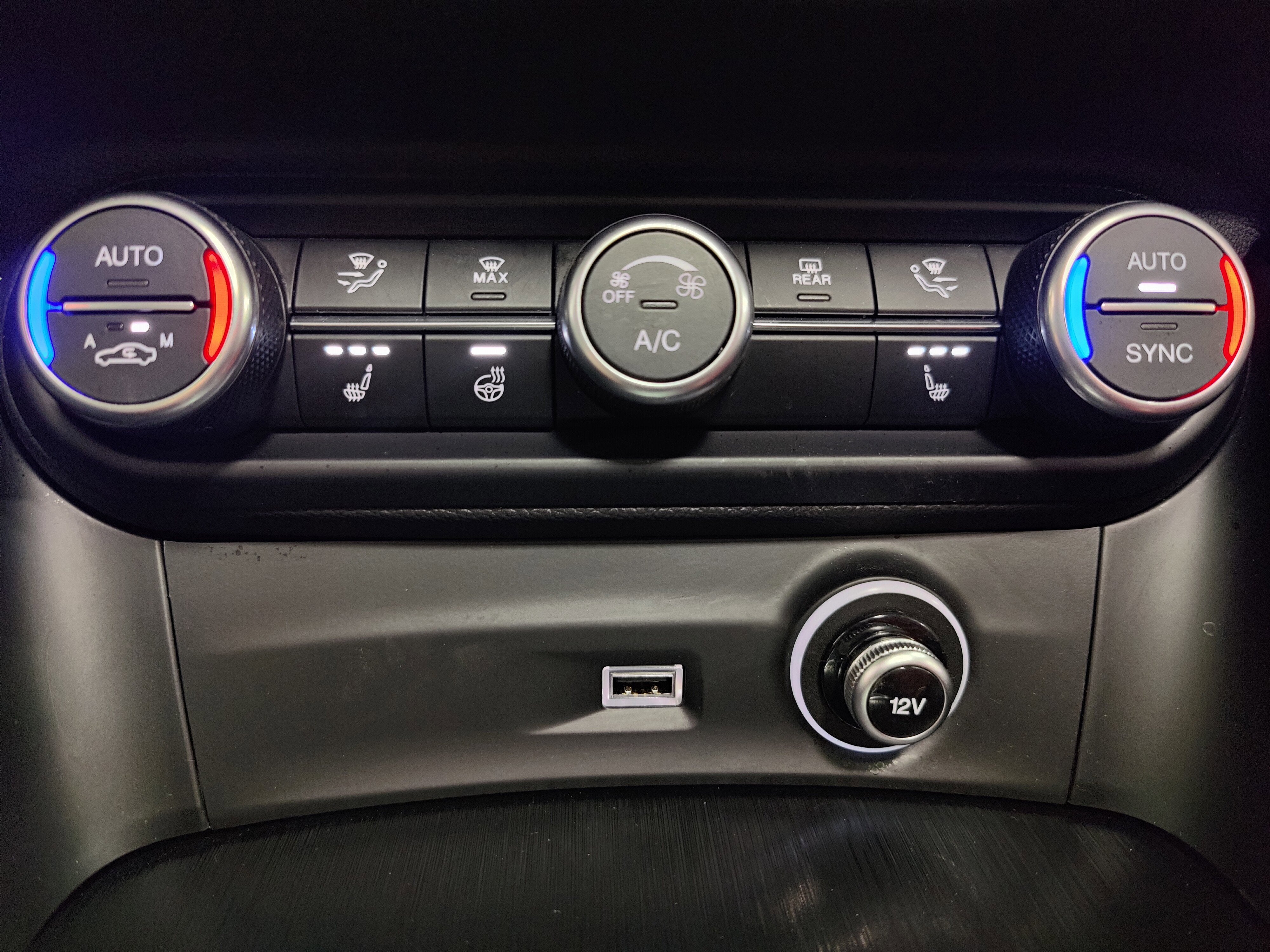 2024 Alfa Romeo Stelvio Sprint AWD w/Sunroof/Nav