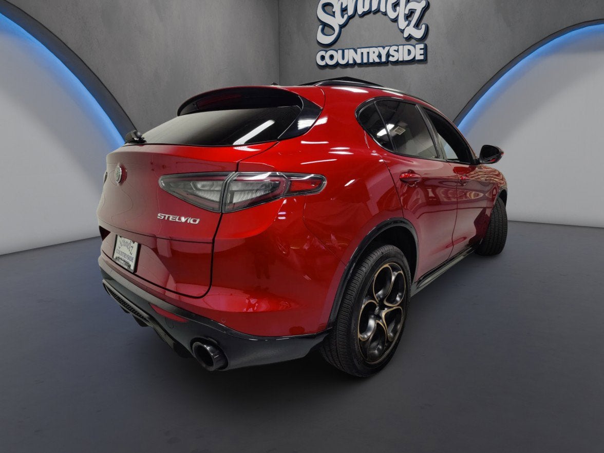 2025 Alfa Romeo Stelvio Intensa AWD w/Sunroof/Nav