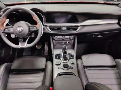 2025 Alfa Romeo Stelvio Intensa AWD w/Sunroof/Nav
