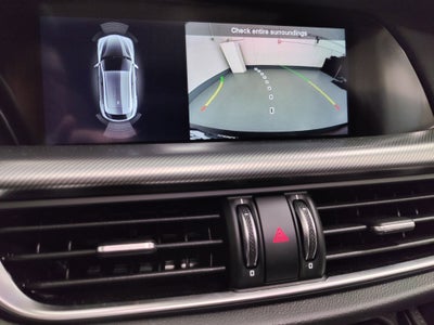 2025 Alfa Romeo Stelvio Intensa AWD w/Sunroof/Nav