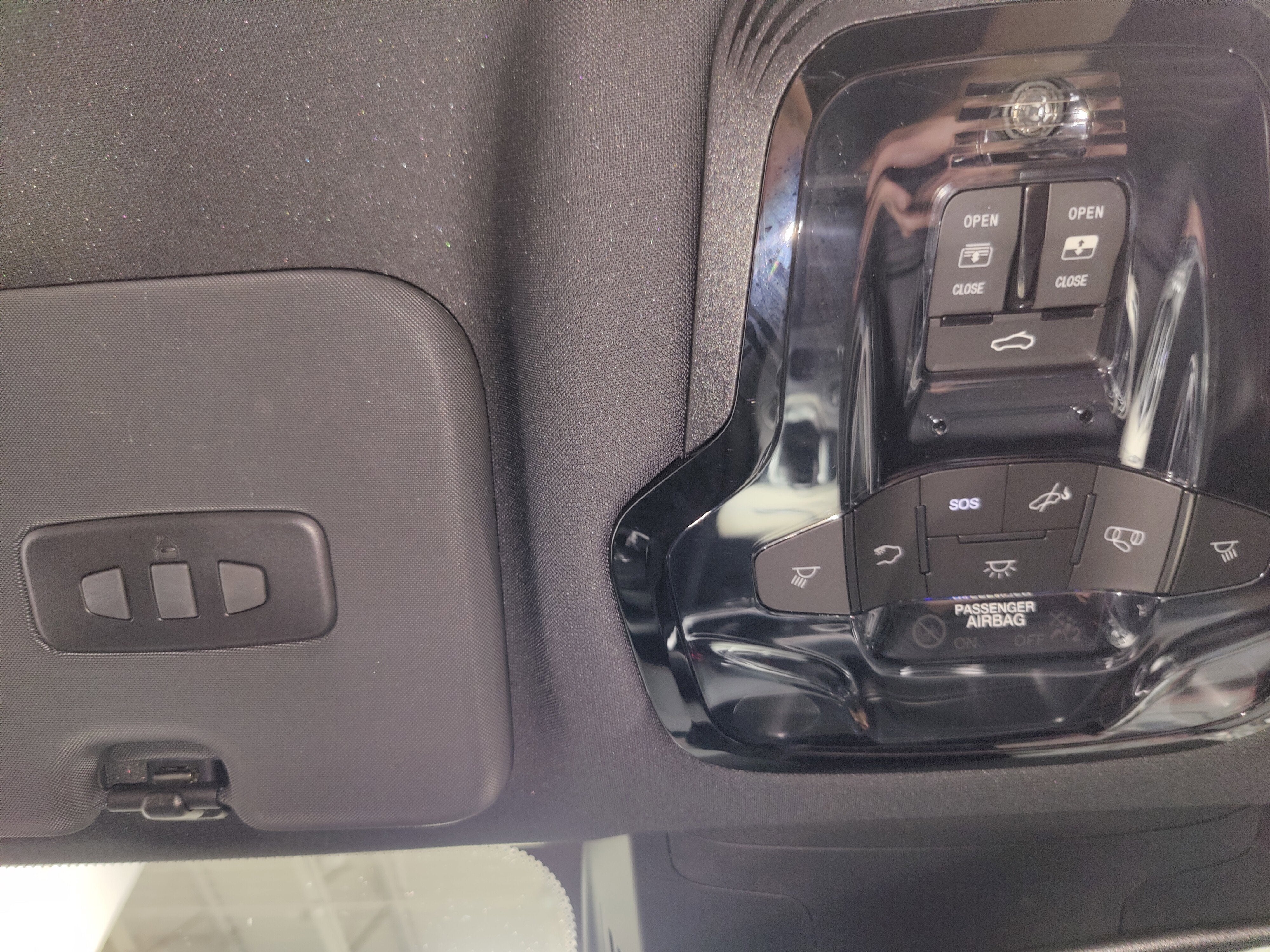 2025 Alfa Romeo Stelvio Intensa AWD w/Sunroof/Nav