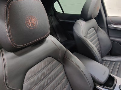 2025 Alfa Romeo Stelvio Intensa AWD w/Sunroof/Nav