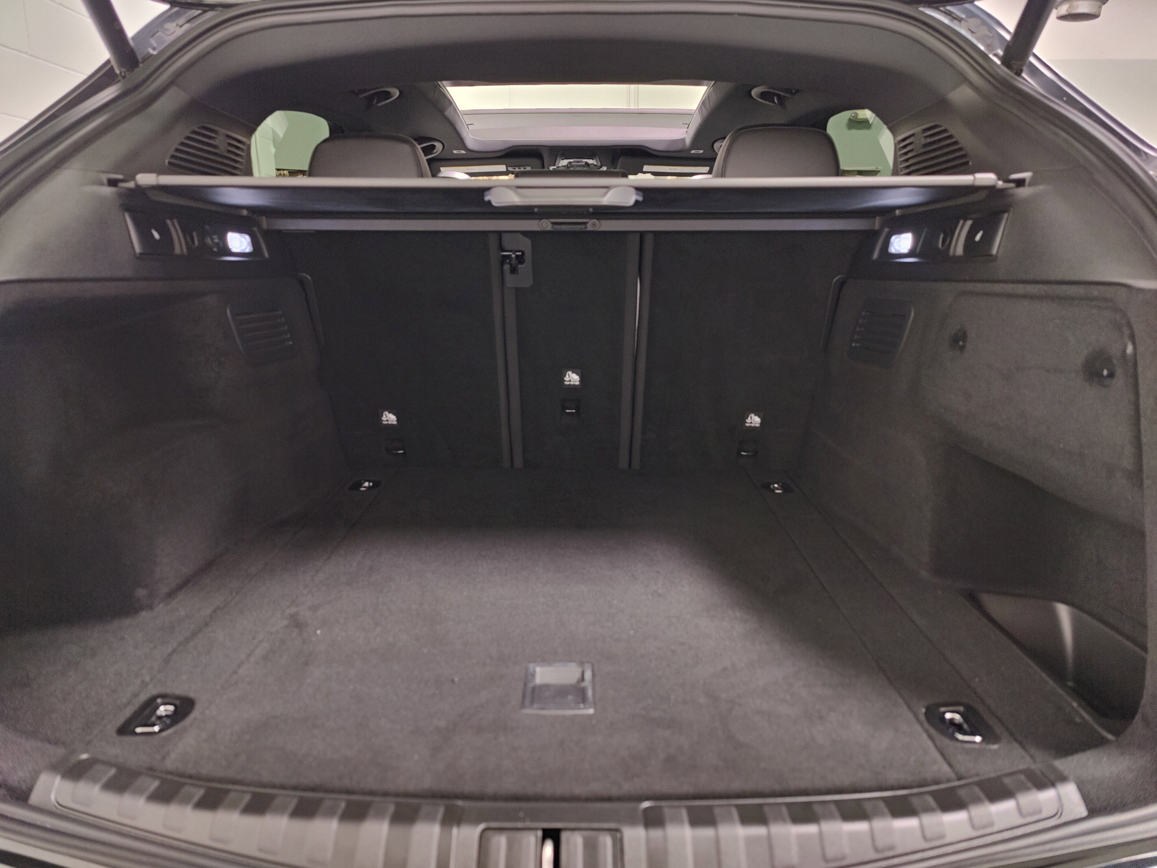 2024 Alfa Romeo Stelvio Veloce AWD w/Sunrof/Activ Asst