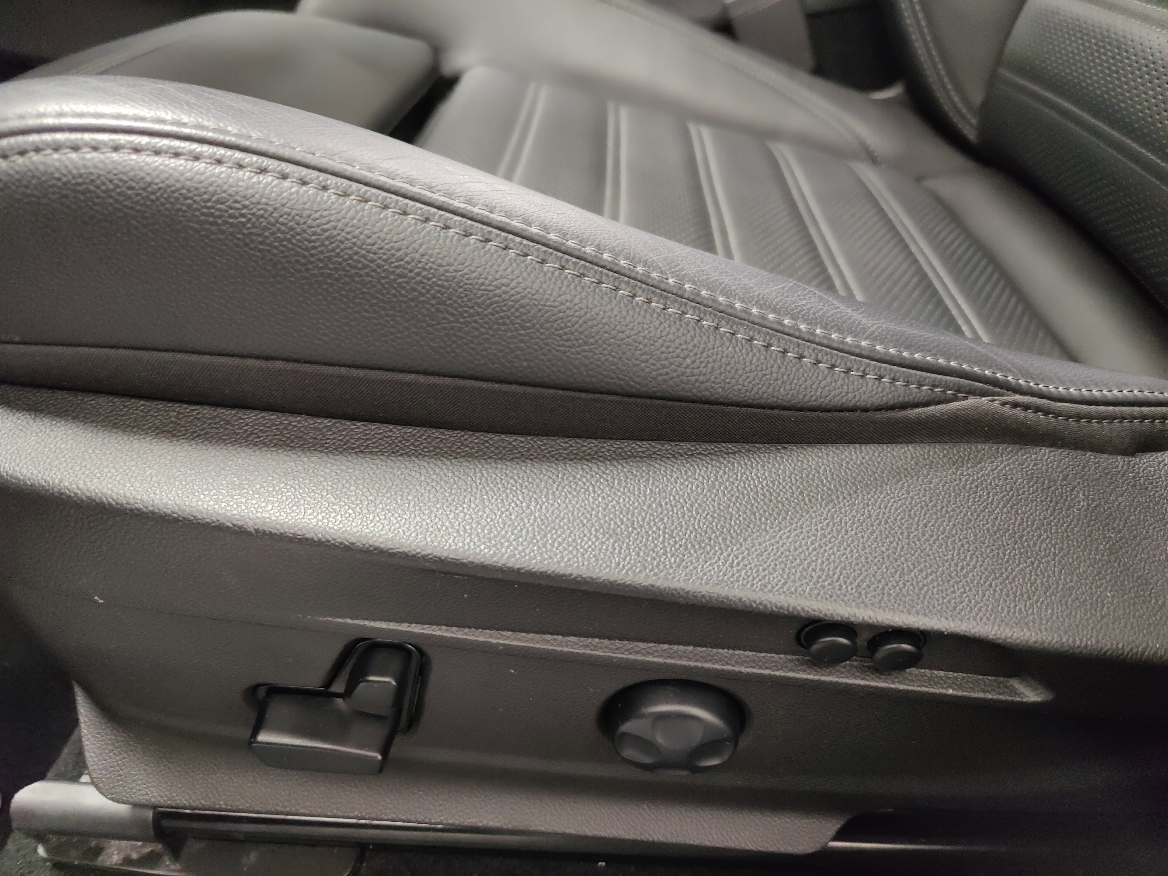 2024 Alfa Romeo Stelvio Veloce AWD w/Sunrof/Activ Asst