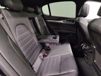 2024 Alfa Romeo Stelvio Veloce AWD w/Sunrof/Activ Asst