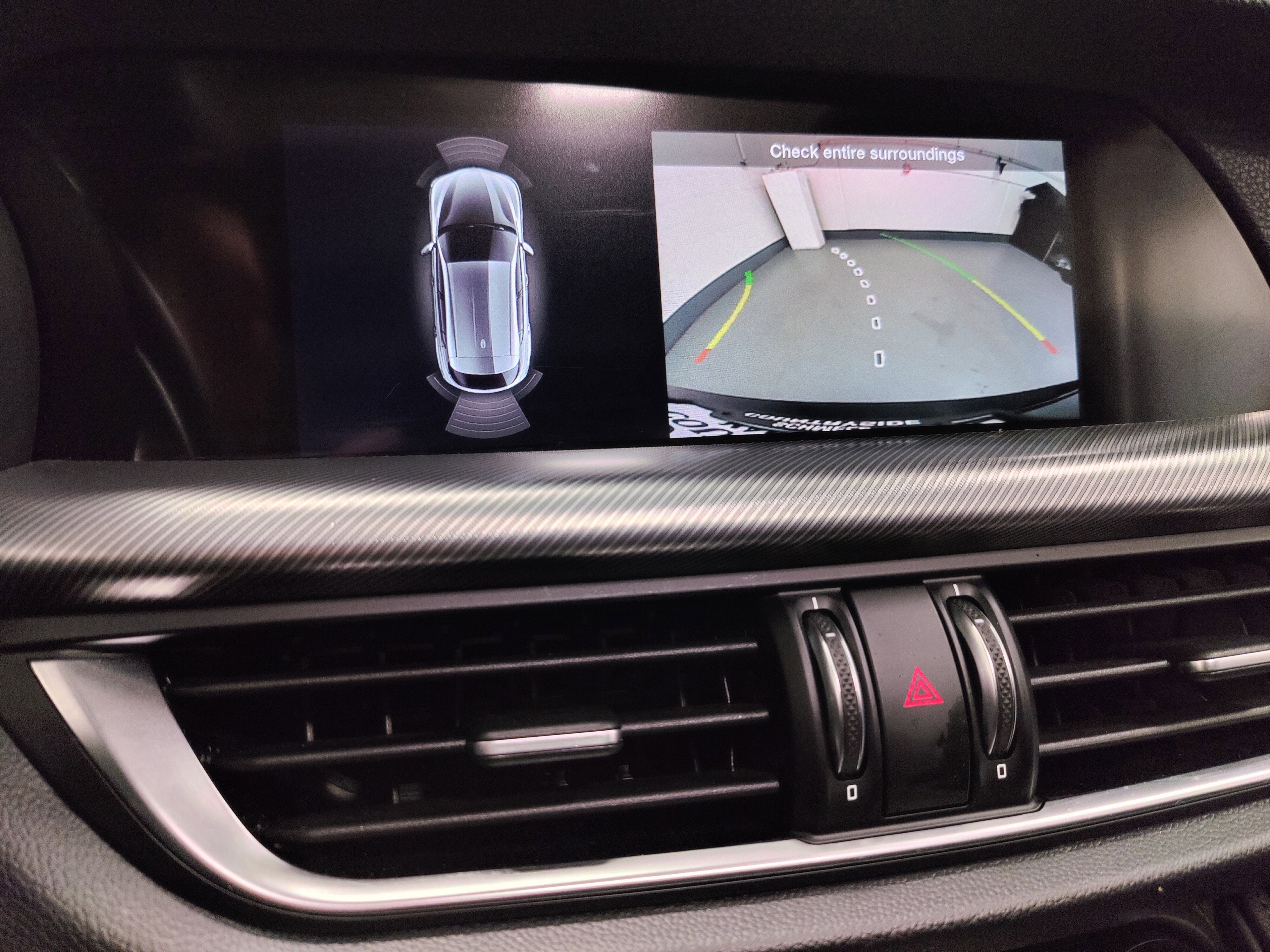 2024 Alfa Romeo Stelvio Veloce AWD w/Sunrof/Activ Asst