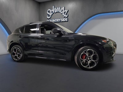 2024 Alfa Romeo Stelvio Veloce AWD w/Sunrof/Activ Asst
