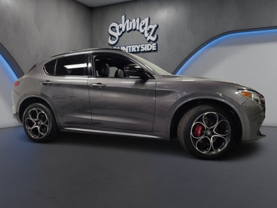 2023 Alfa Romeo Stelvio Veloce AWD w/Sunroof & Nav