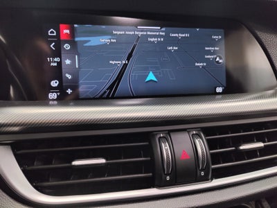2023 Alfa Romeo Stelvio Veloce AWD w/Sunroof & Nav