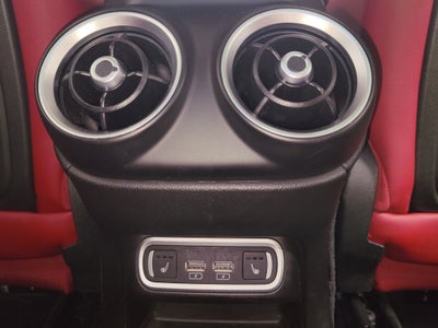 2023 Alfa Romeo Stelvio Veloce AWD w/Sunroof & Nav
