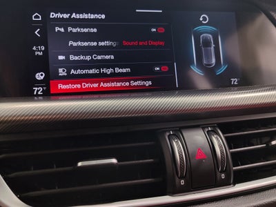 2023 Alfa Romeo Stelvio Veloce AWD w/Sunroof & Nav