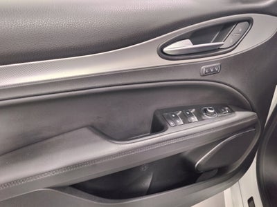 2023 Alfa Romeo Stelvio Veloce AWD w/Sunroof & Nav