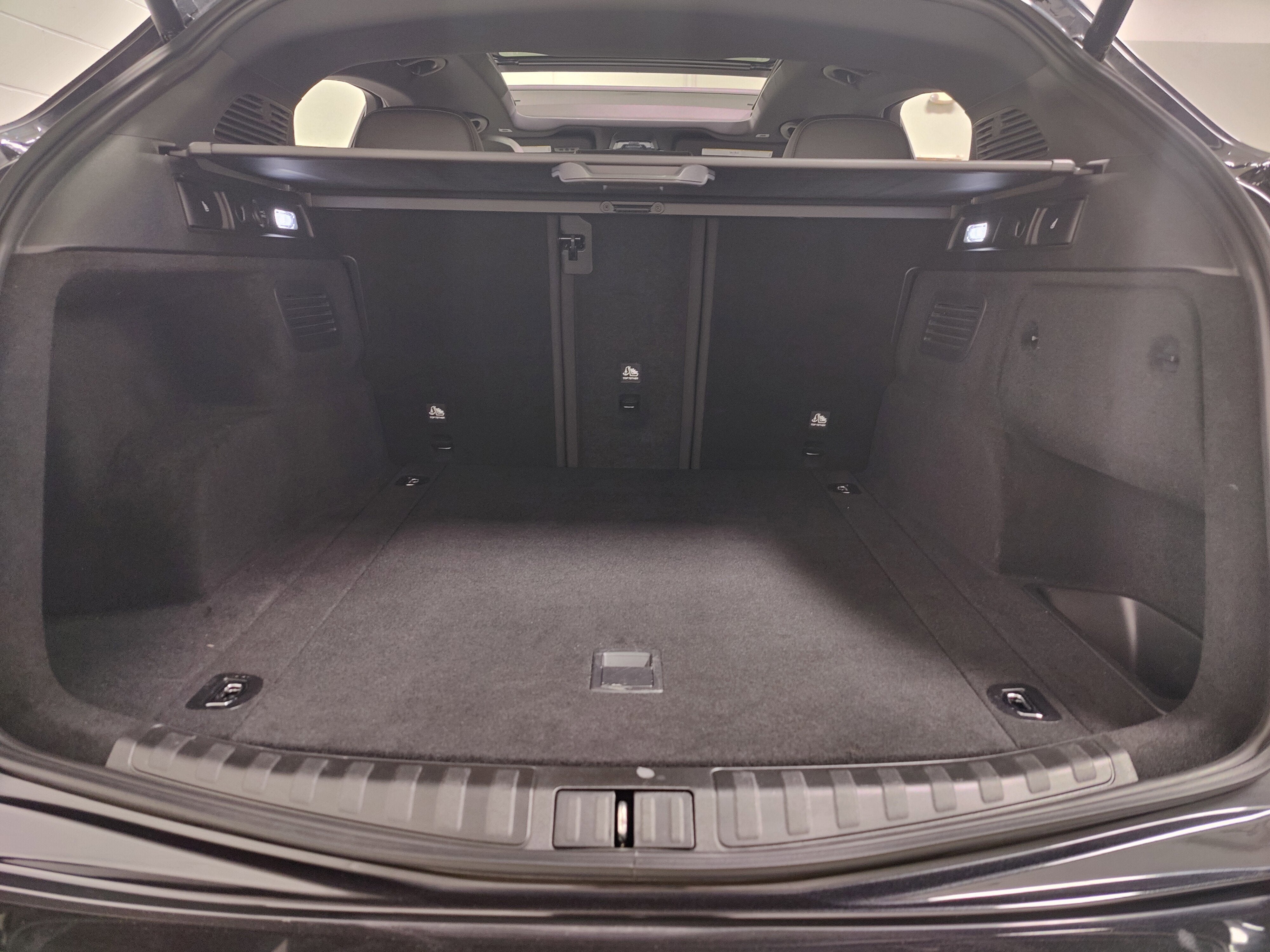 2024 Alfa Romeo Stelvio Veloce AWD w/Sunroof/Nav