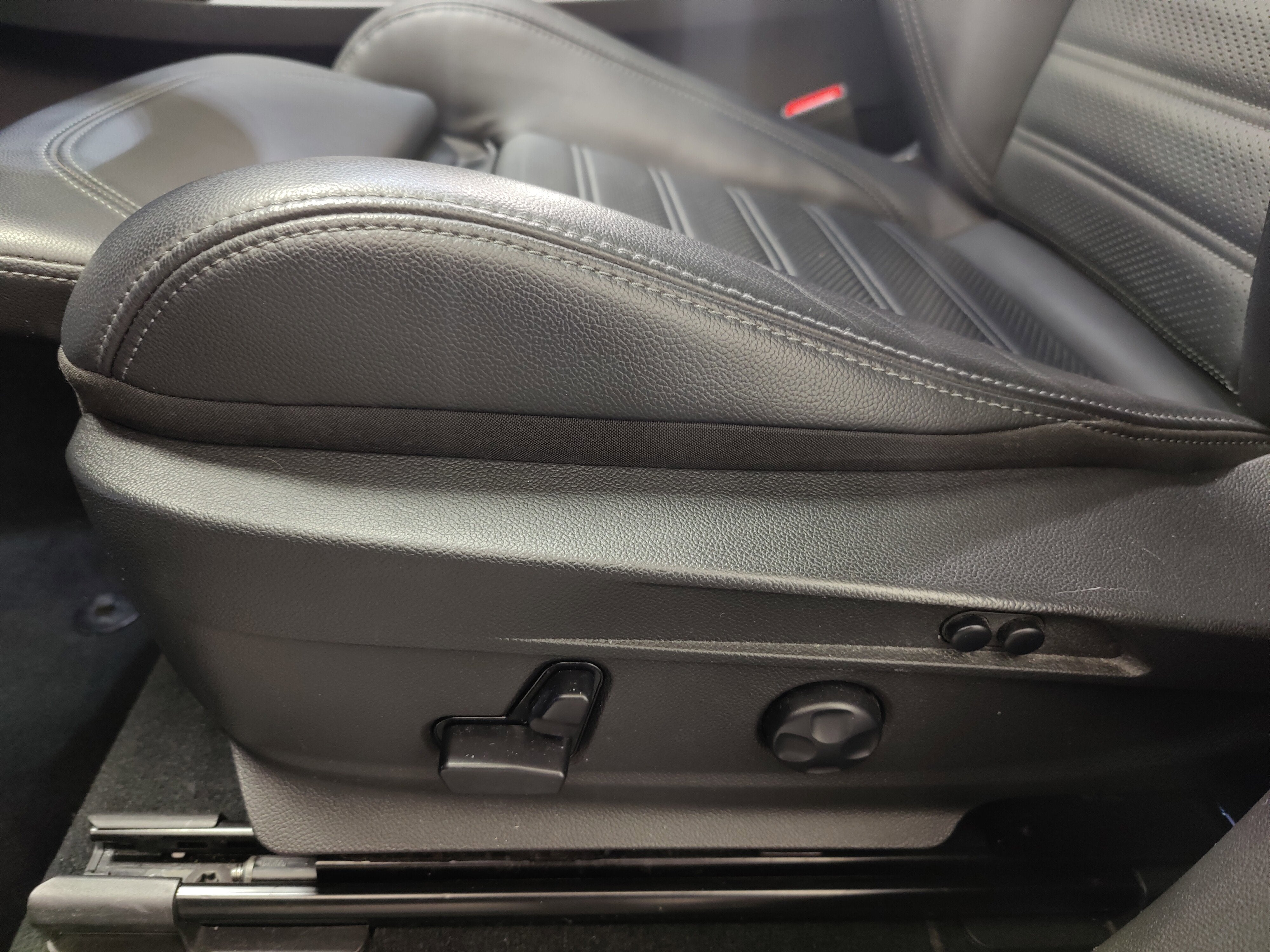 2024 Alfa Romeo Stelvio Veloce AWD w/Sunroof/Nav