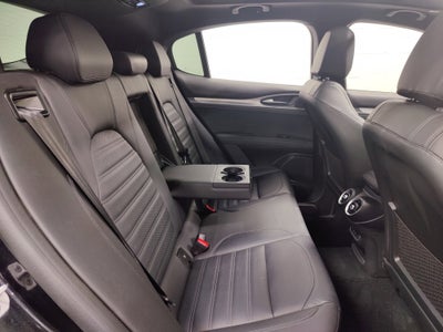2024 Alfa Romeo Stelvio Veloce AWD w/Sunroof/Nav