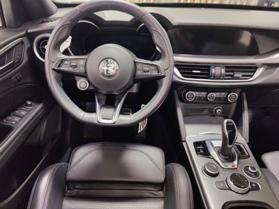 2024 Alfa Romeo Stelvio Veloce AWD w/Sunroof/Nav
