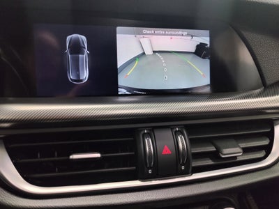 2024 Alfa Romeo Stelvio Veloce AWD w/Sunroof/Nav