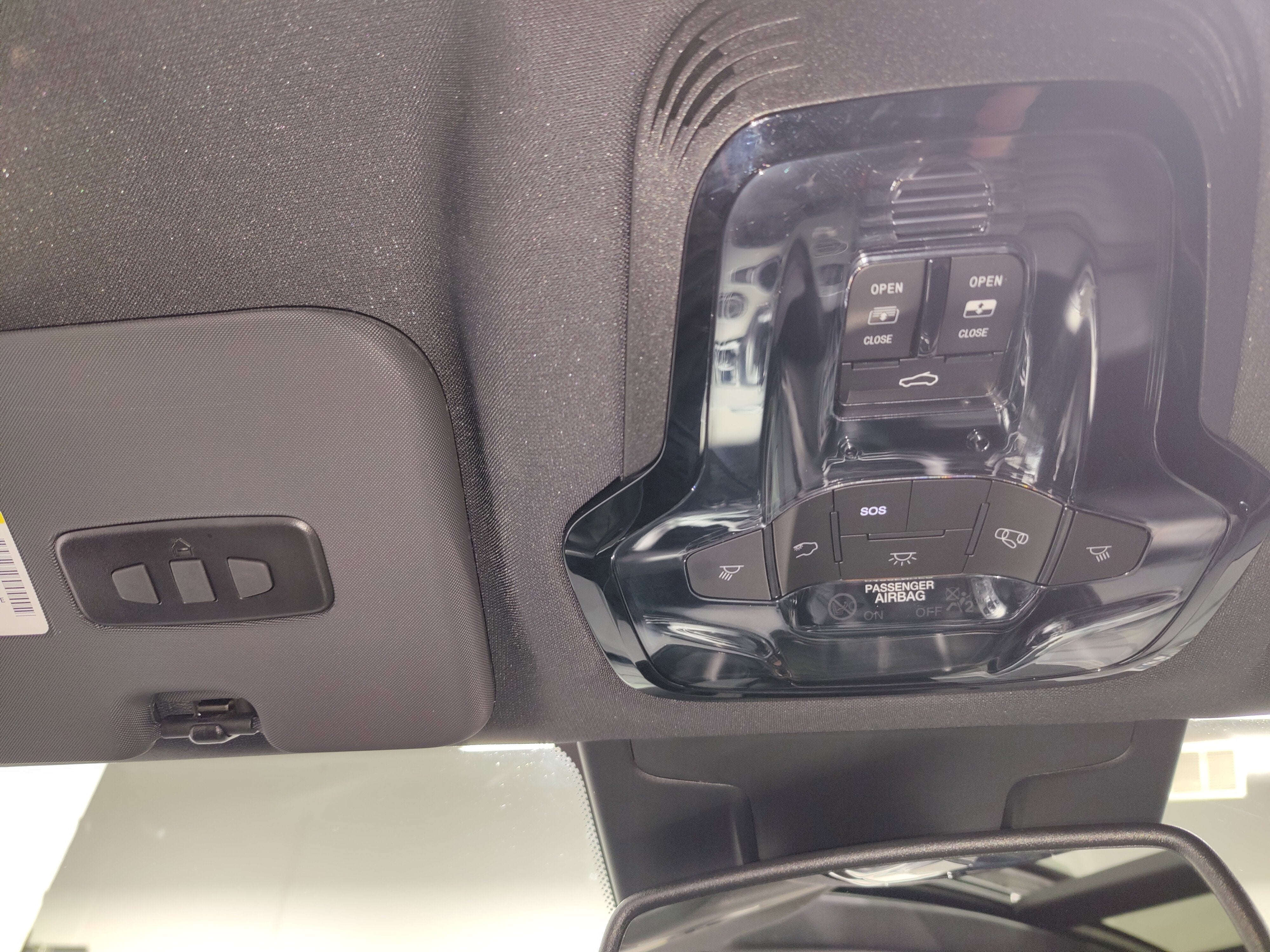 2024 Alfa Romeo Stelvio Veloce AWD w/Sunroof/Nav