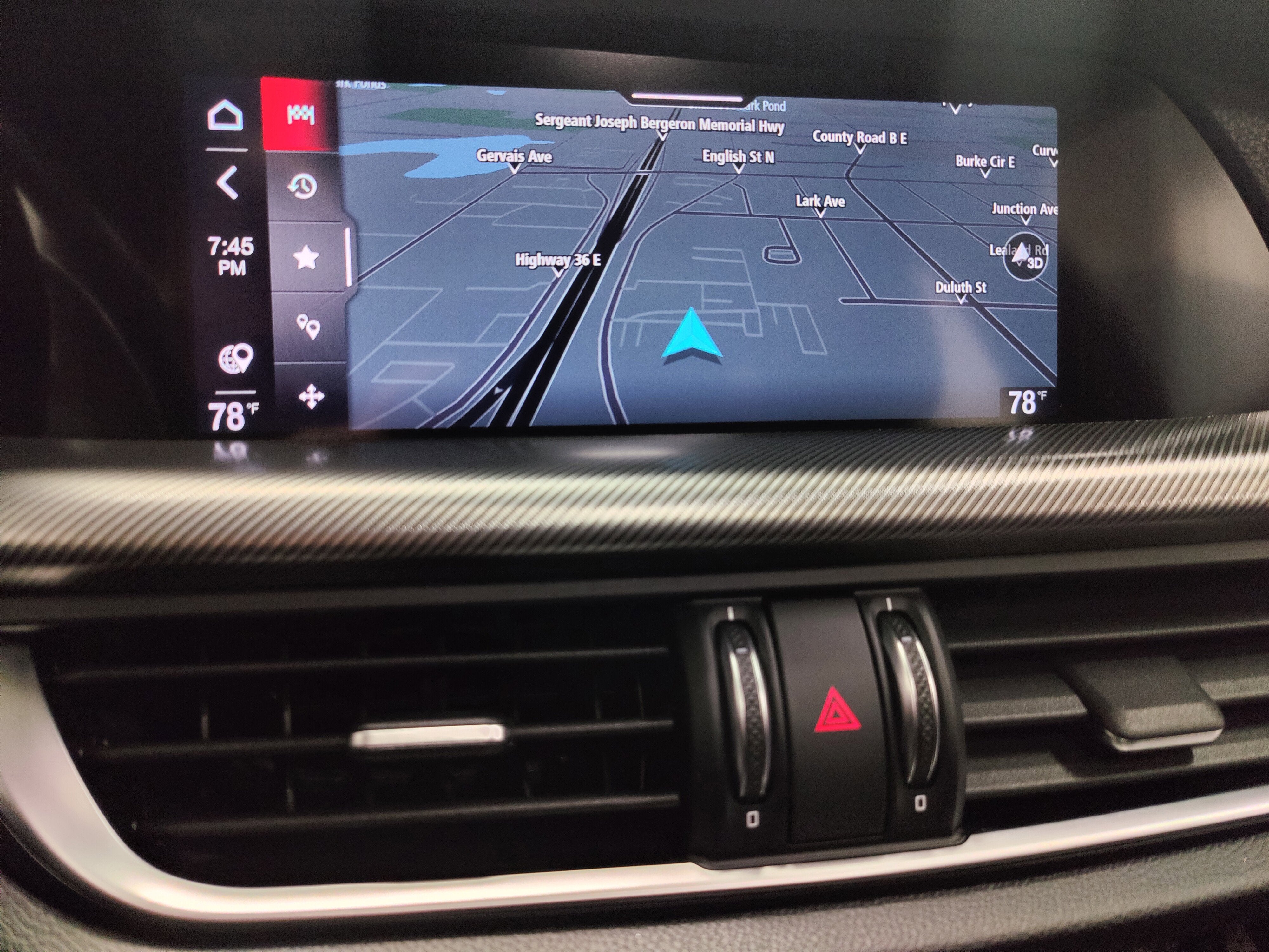 2024 Alfa Romeo Stelvio Veloce AWD w/Sunroof/Nav