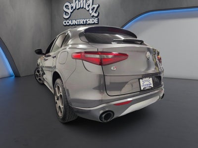 2022 Alfa Romeo Stelvio Ti AWD w/Sunroof & Nav