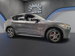 2022 Alfa Romeo Stelvio Ti AWD w/Sunroof & Nav