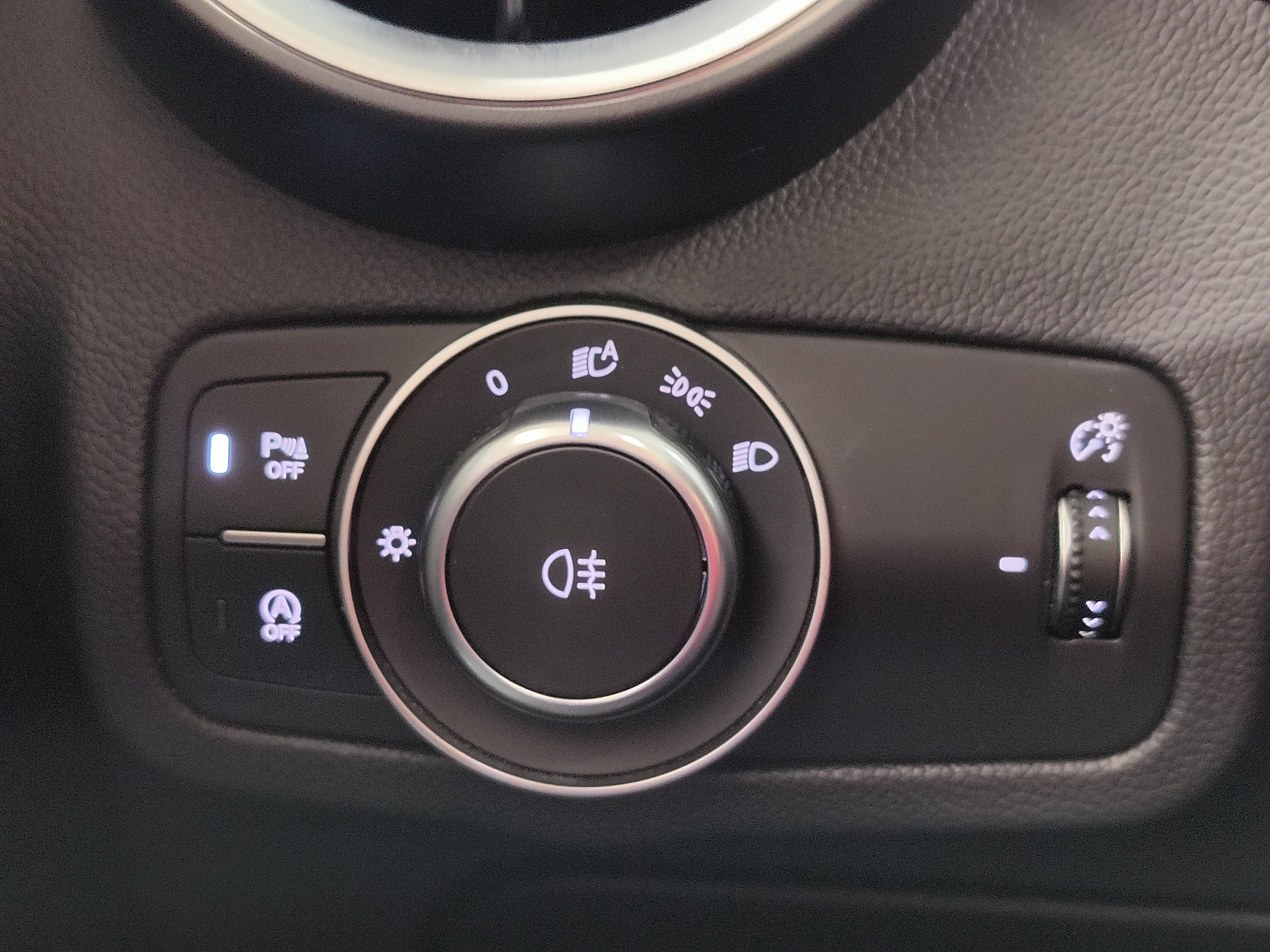 2022 Alfa Romeo Stelvio Ti AWD w/Sunroof & Nav