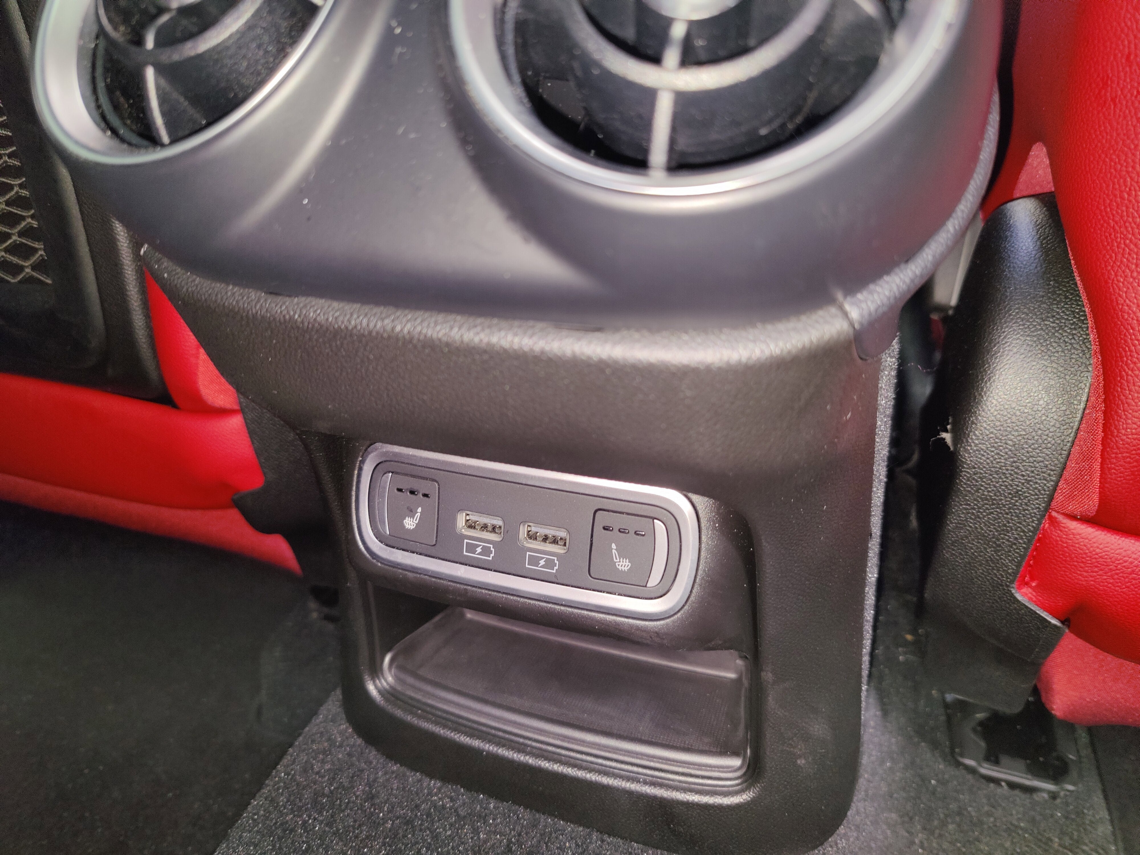 2024 Alfa Romeo Stelvio Premium Veloce AWD w/Sunroof/Activ Asst