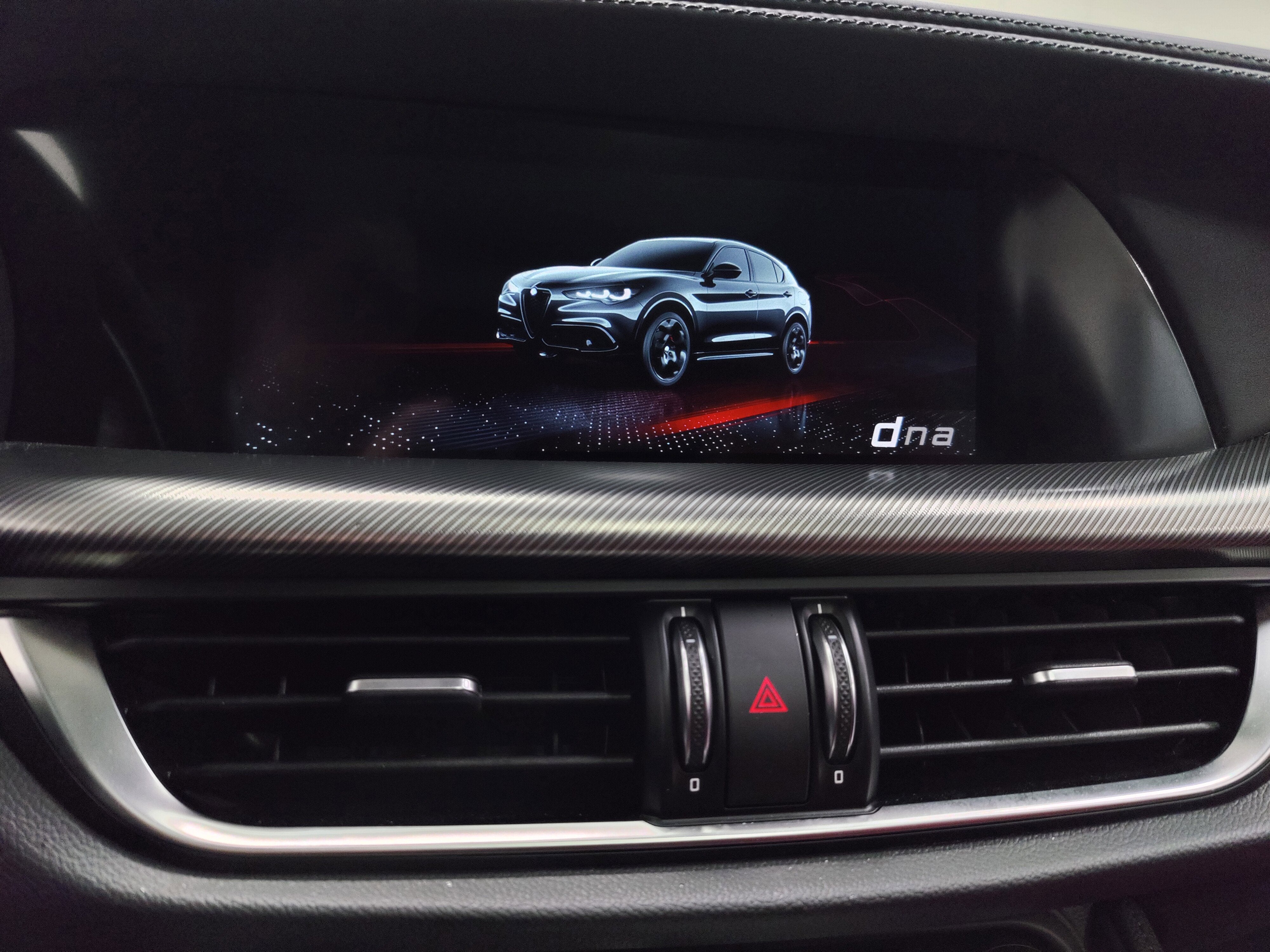 2024 Alfa Romeo Stelvio Premium Veloce AWD w/Sunroof/Activ Asst