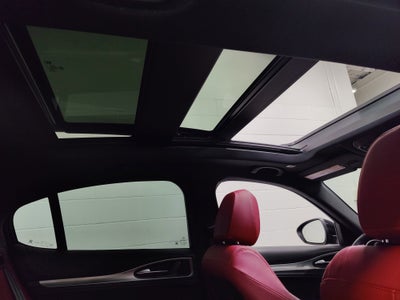 2024 Alfa Romeo Stelvio Premium Veloce AWD w/Sunroof/Activ Asst