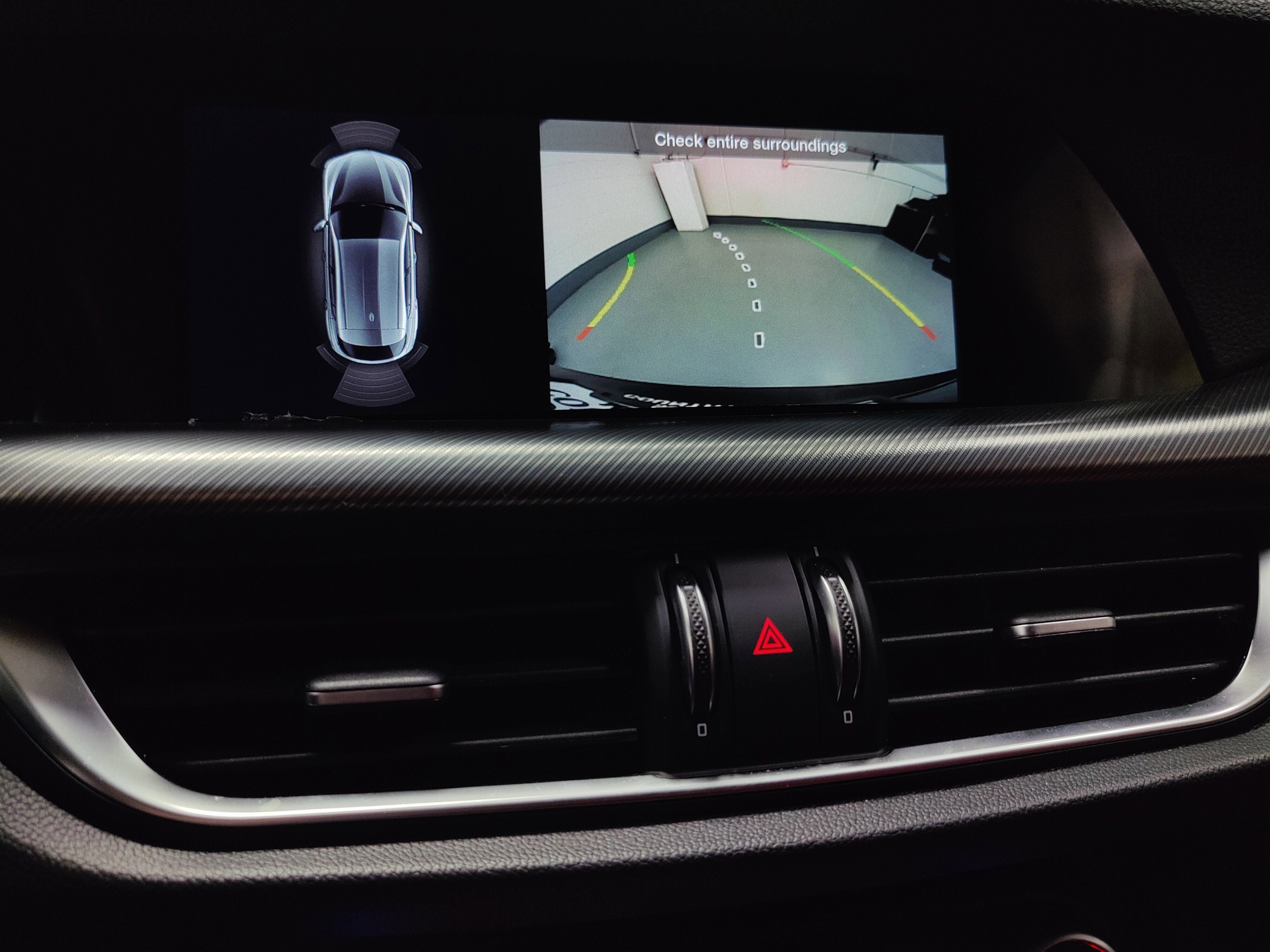 2024 Alfa Romeo Stelvio Veloce AWD w/Sunroof/Activ Asst