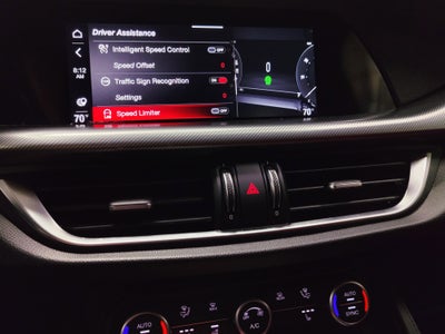 2024 Alfa Romeo Stelvio Veloce AWD w/Sunroof/Activ Asst