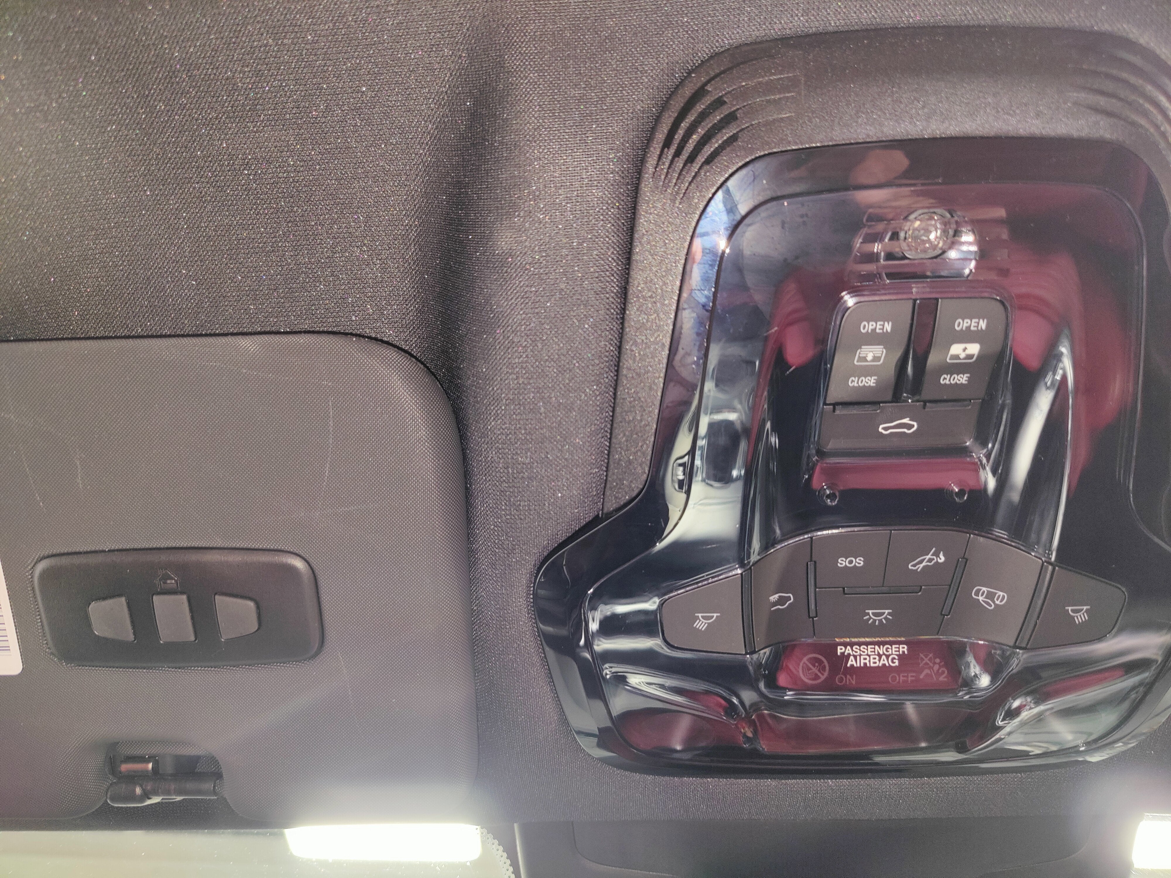 2024 Alfa Romeo Stelvio Veloce AWD w/Sunroof/Activ Asst