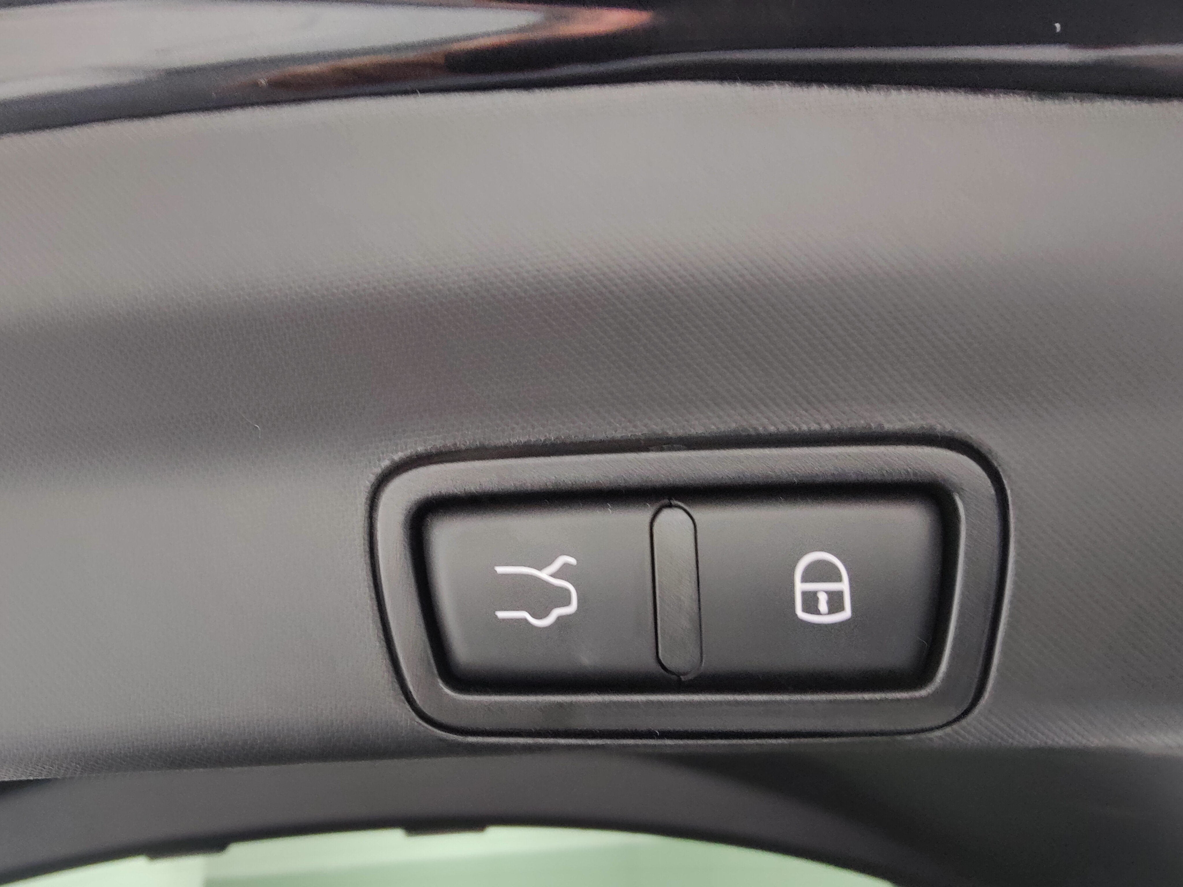 2024 Alfa Romeo Stelvio Veloce AWD w/Sunroof/Nav/Activ Asst