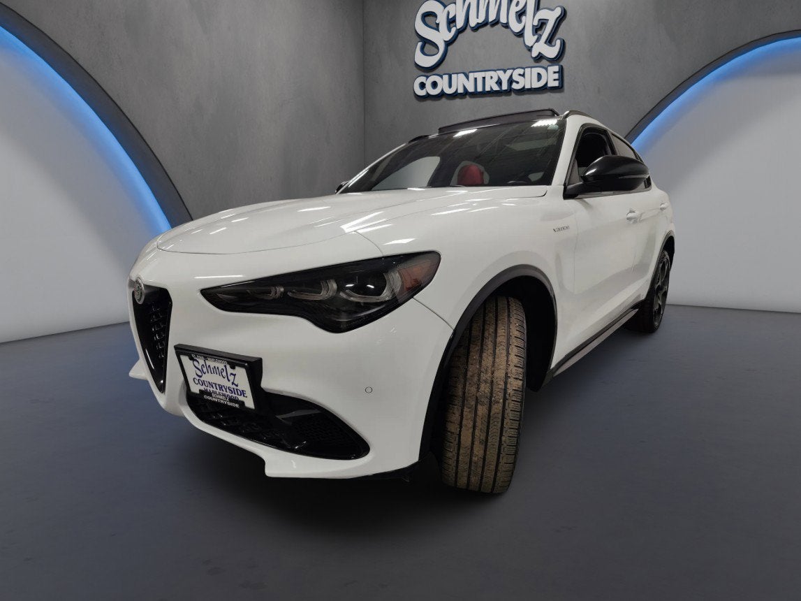 2024 Alfa Romeo Stelvio Veloce AWD w/Activ Assist