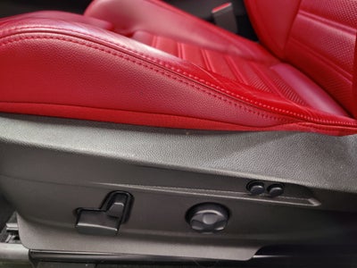 2024 Alfa Romeo Stelvio Veloce AWD w/Activ Assist