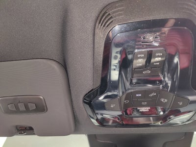 2024 Alfa Romeo Stelvio Veloce AWD w/Activ Assist