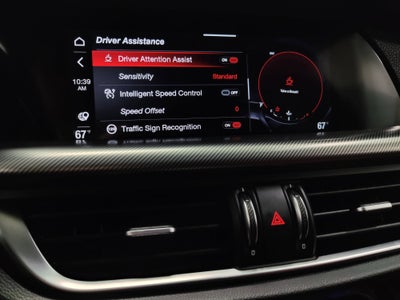 2024 Alfa Romeo Stelvio Veloce AWD w/Activ Assist